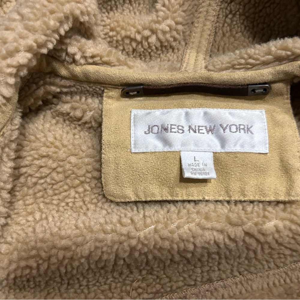 Jacket - Picture 2 of 3